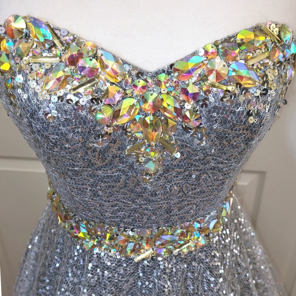 Tony Bowls Le Gala Silver Sequin Rhinestone Pageant Princess Red Carpet Gown 6 - Picture 6 of 14